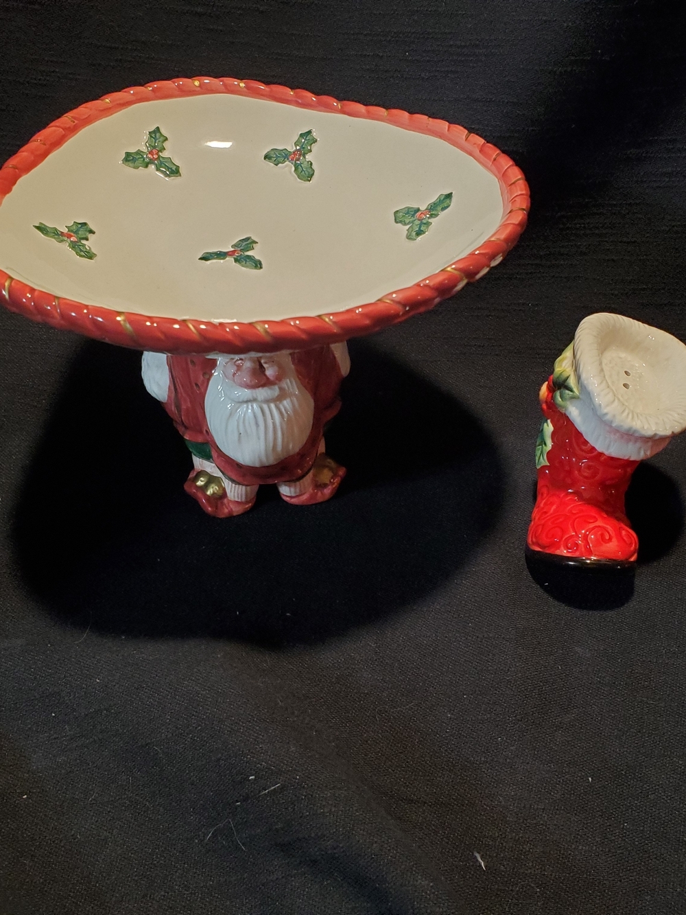 Vintage Fitz & Floyd Christmas Ceramic Lot Santa Pedestal Dish & Boot Shakers